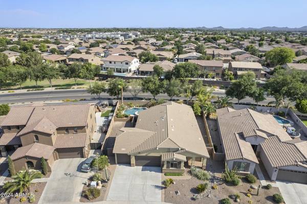 San Tan Valley, AZ 85140,697 W BASSWOOD Avenue