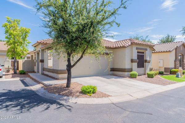 Chandler, AZ 85286,1228 S Roger Way