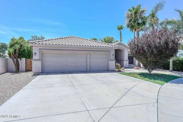 22628 N 72ND Drive, Glendale, AZ 85310