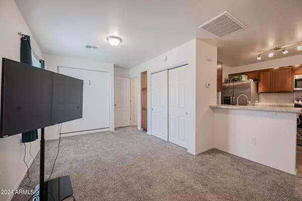 Glendale, AZ 85301,4730 W NORTHERN Avenue #2128