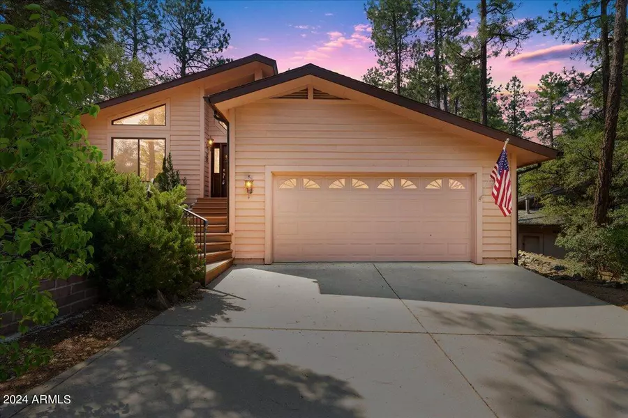 200 HORSE SHOE Loop, Prescott, AZ 86303