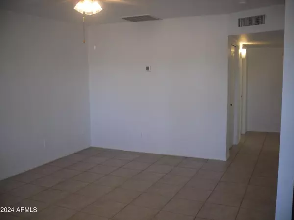 Coolidge, AZ 85128,875 W DOUGLAS Avenue W
