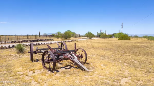 Wickenburg, AZ 85390,43909 W US-60 Highway