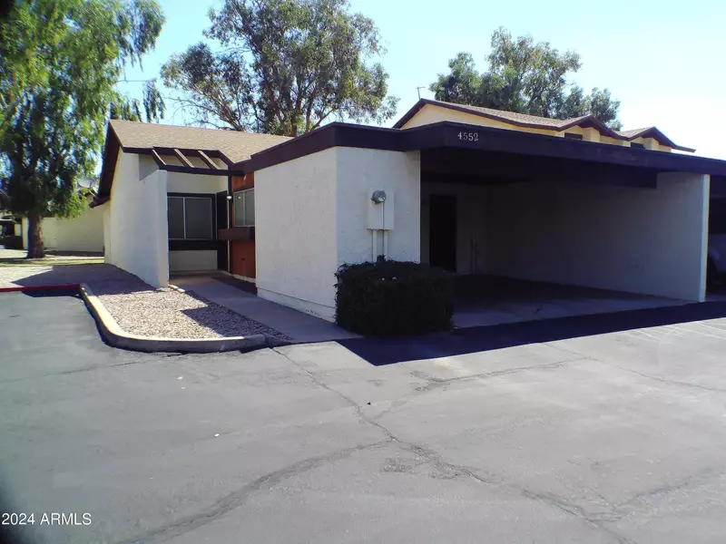 4552 W MARYLAND Avenue, Glendale, AZ 85301