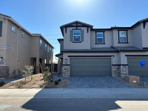 Phoenix, AZ 85054,5831 E ROSE GARDEN Lane