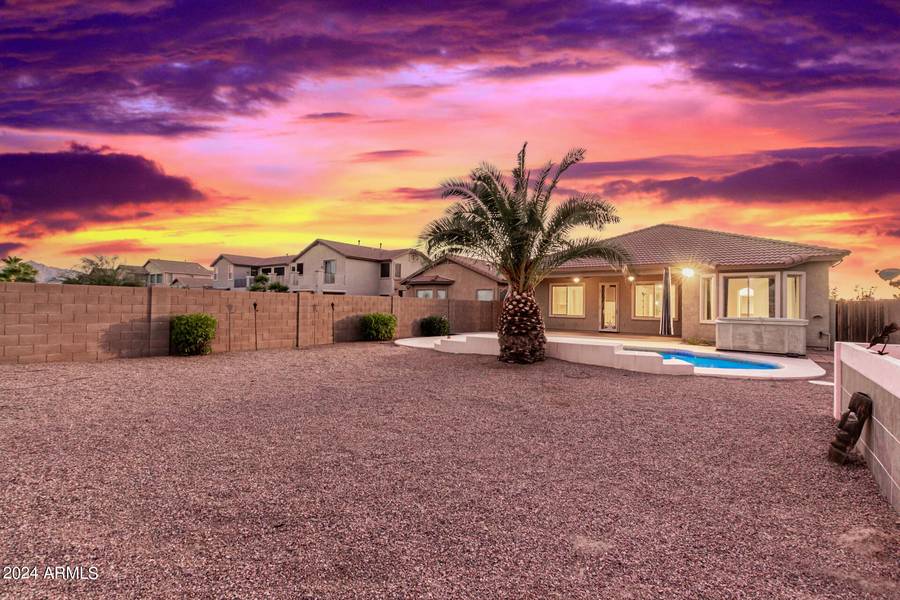 6207 S COTTONFIELDS Lane, Laveen, AZ 85339