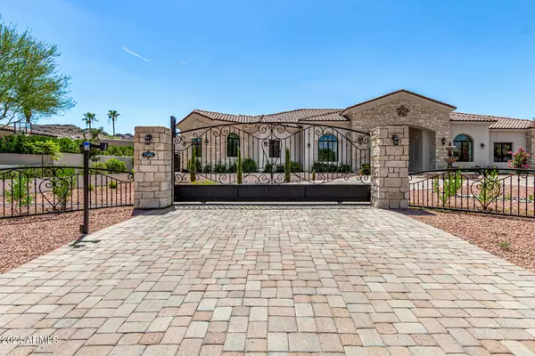 Paradise Valley, AZ 85253,7568 N Mockingbird Lane