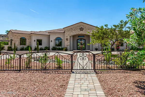 Paradise Valley, AZ 85253,7568 N Mockingbird Lane