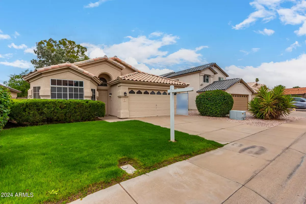 Chandler, AZ 85224,747 N CHOLLA Street