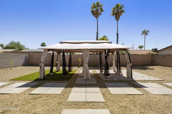 Phoenix, AZ 85032,17819 N 35TH Street