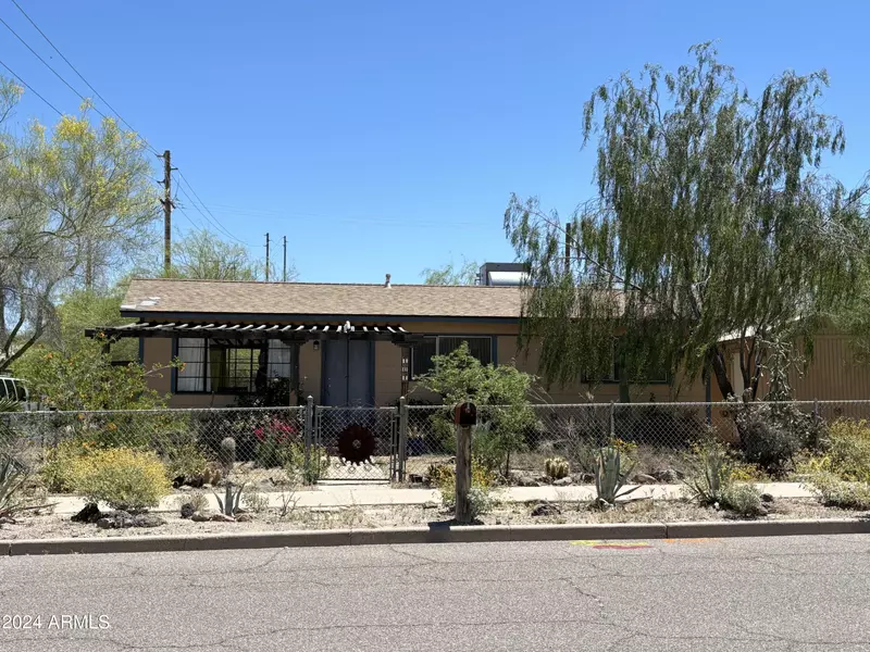 401 W LA MINA Avenue, Ajo, AZ 85321