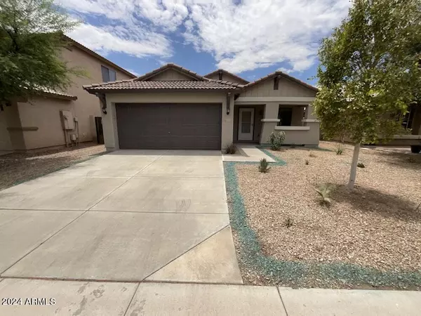 Phoenix, AZ 85041,2535 W TAMARISK Avenue