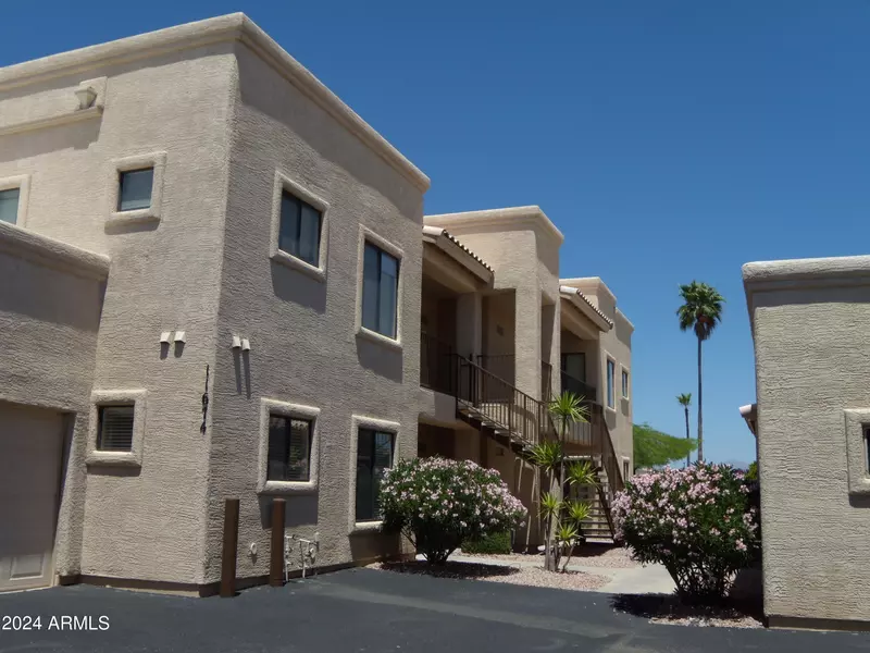 11674 N SAGUARO Boulevard #201, Fountain Hills, AZ 85268