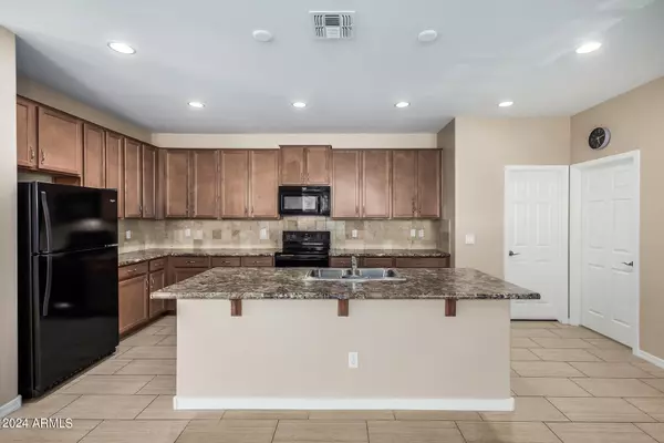 Mesa, AZ 85208,10923 E CALYPSO Avenue