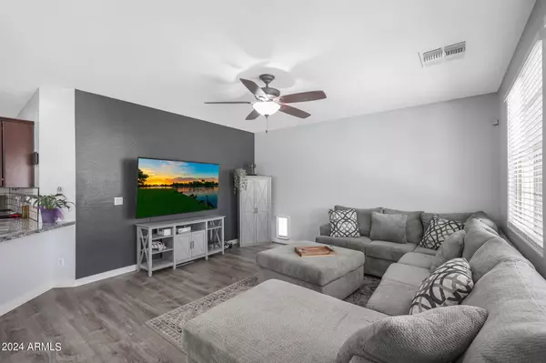 Surprise, AZ 85387,17359 W FETLOCK Trail