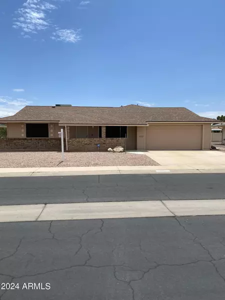 10532 W Kingswood Circle, Sun City, AZ 85351