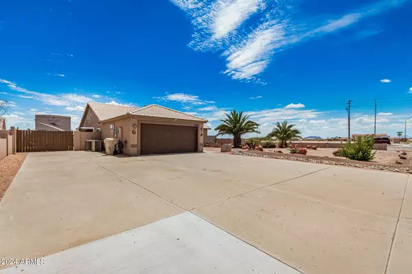 Arizona City, AZ 85123,9581 W WENDEN Drive