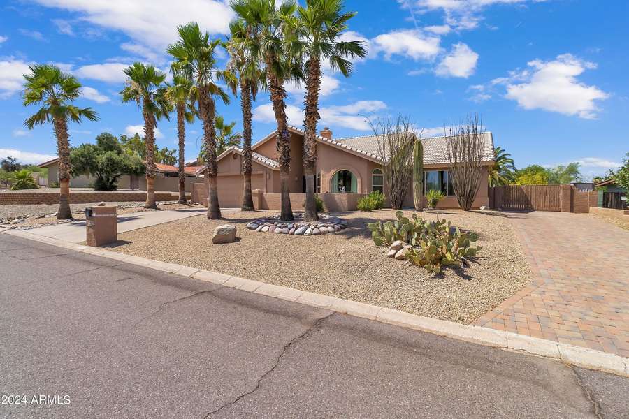 17312 E CALIENTE Drive, Fountain Hills, AZ 85268