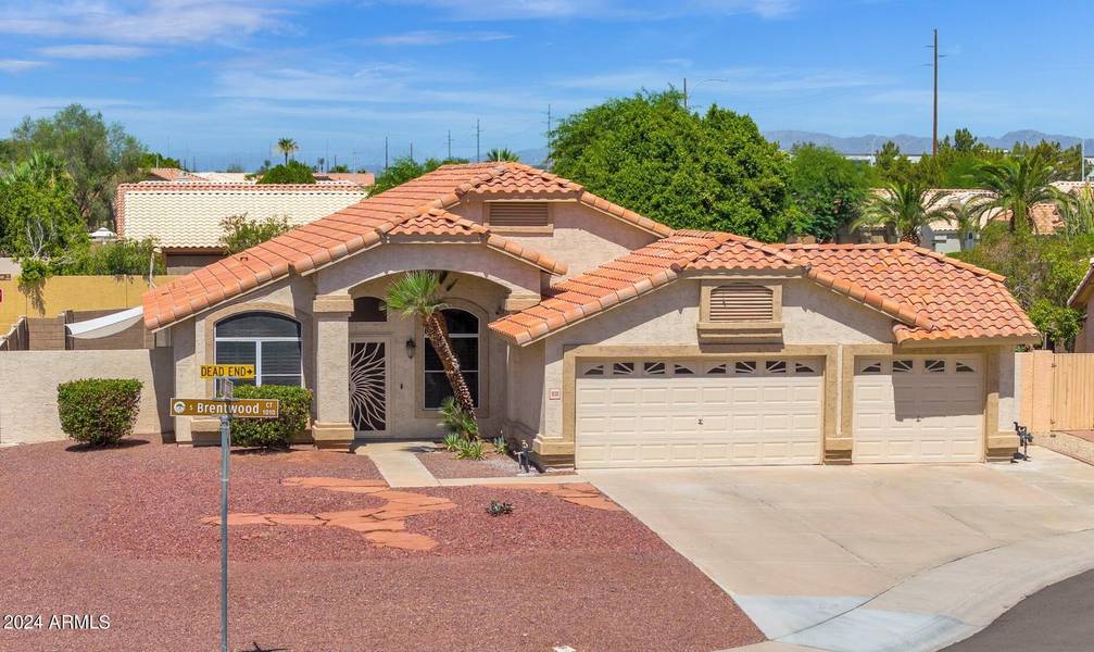 1030 S BRENTWOOD Court, Chandler, AZ 85286