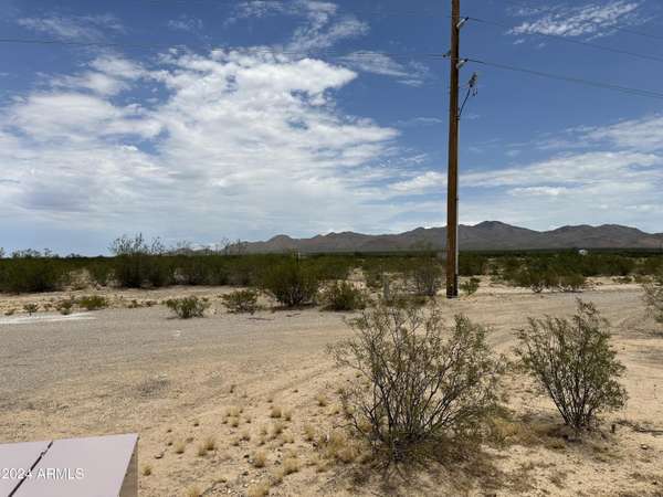 1497 S SANDARIO Road #-, Tucson, AZ 85735