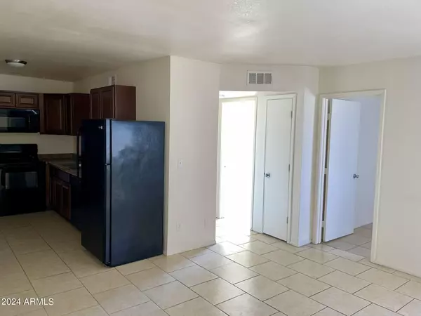 Phoenix, AZ 85015,2417 W Campbell Avenue #305,308