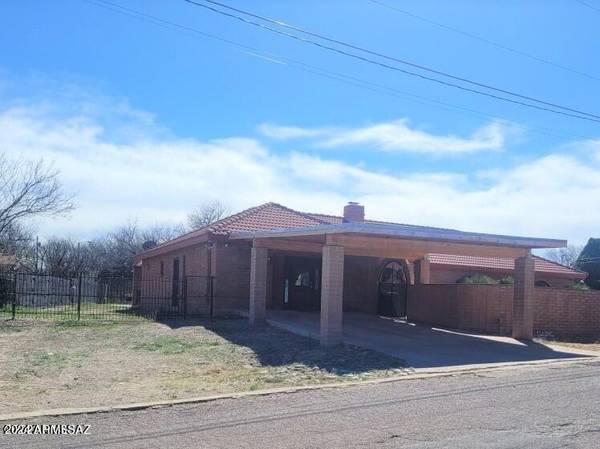 Rio Rico, AZ 85648,969 CIRCULO GOLONDRINA --