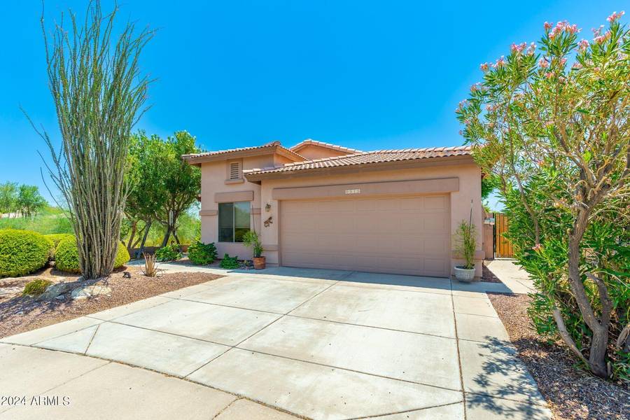 6515 W HONEYSUCKLE Drive, Phoenix, AZ 85083