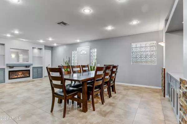 Scottsdale, AZ 85254,5212 E CACTUS Road