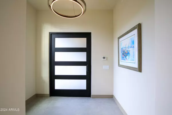 Scottsdale, AZ 85254,6211 E REDFIELD Road