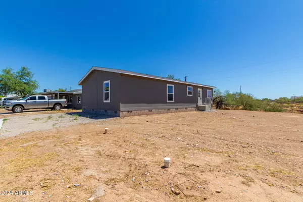 Morristown, AZ 85342,368 Peretz Circle