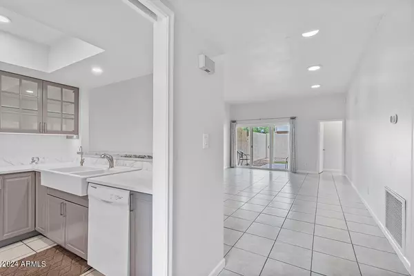 Phoenix, AZ 85021,5 W Casa Hermosa Drive