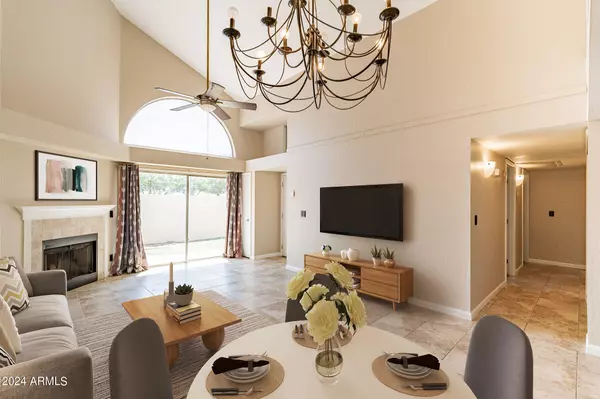 Chandler, AZ 85224,1111 W SUMMIT Place #72