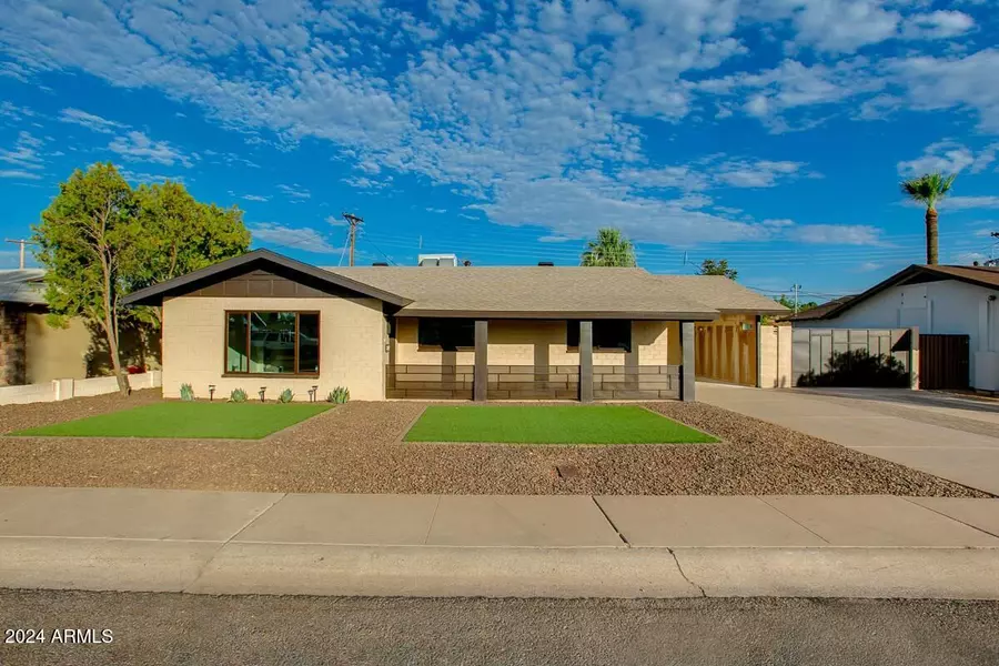 8707 E Rancho Vista Drive, Scottsdale, AZ 85251