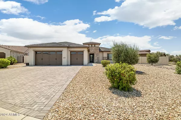 16637 W La Reata Avenue, Goodyear, AZ 85395