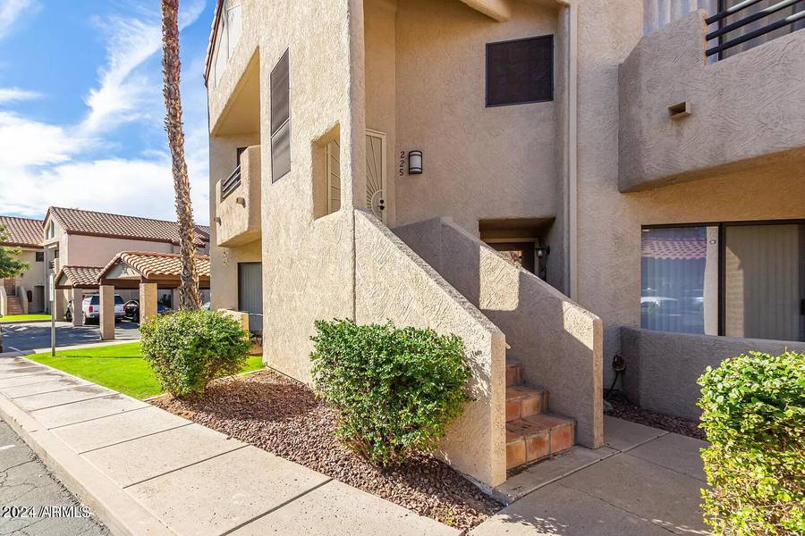 10301 N 70TH Street #225, Paradise Valley, AZ 85253