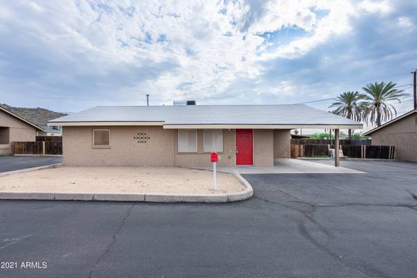 1520 W SAHUARO Drive #B, Phoenix, AZ 85029