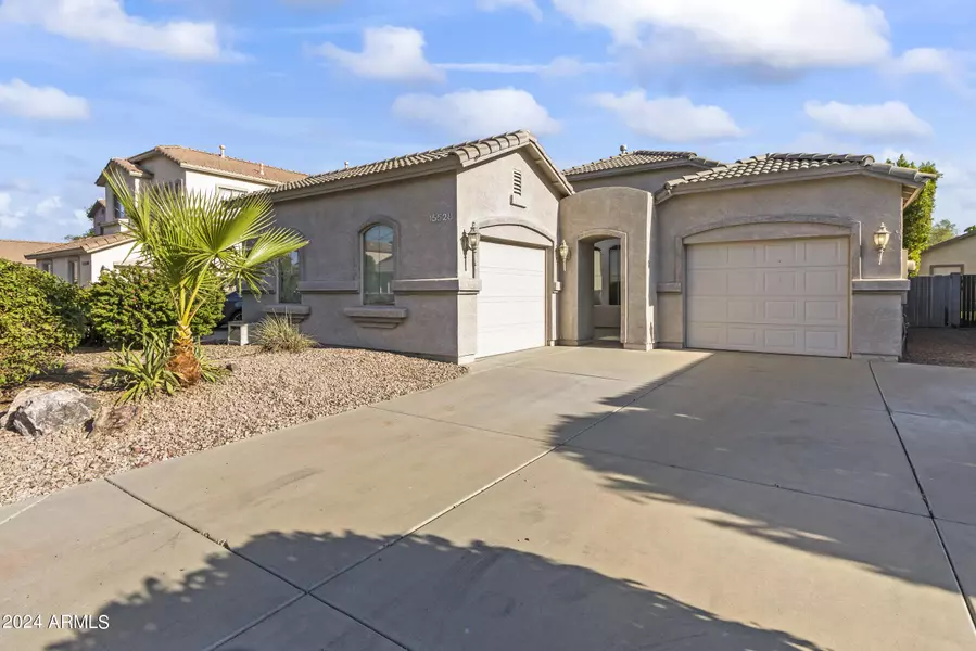 15528 W MARCONI Avenue, Surprise, AZ 85374