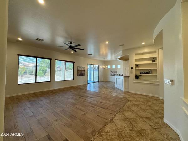 New River, AZ 85087,4922 W CARPENTER Drive