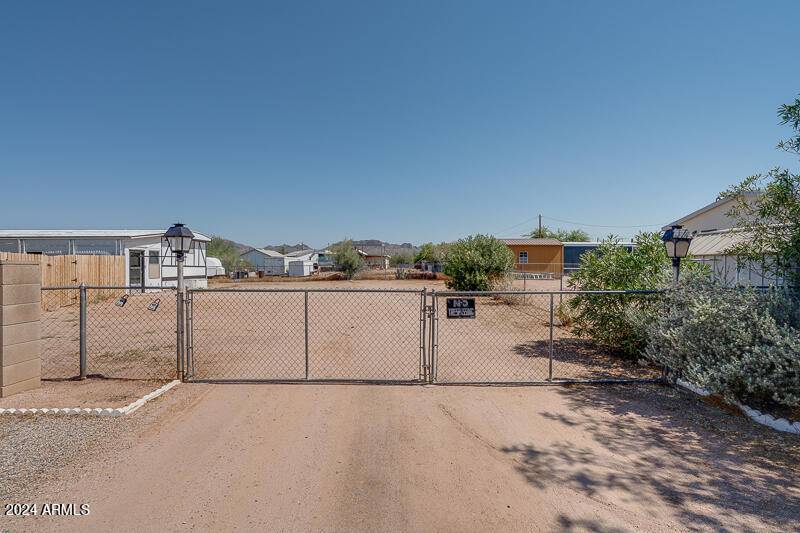 1280 W GREASEWOOD Street, Apache Junction, AZ 85120