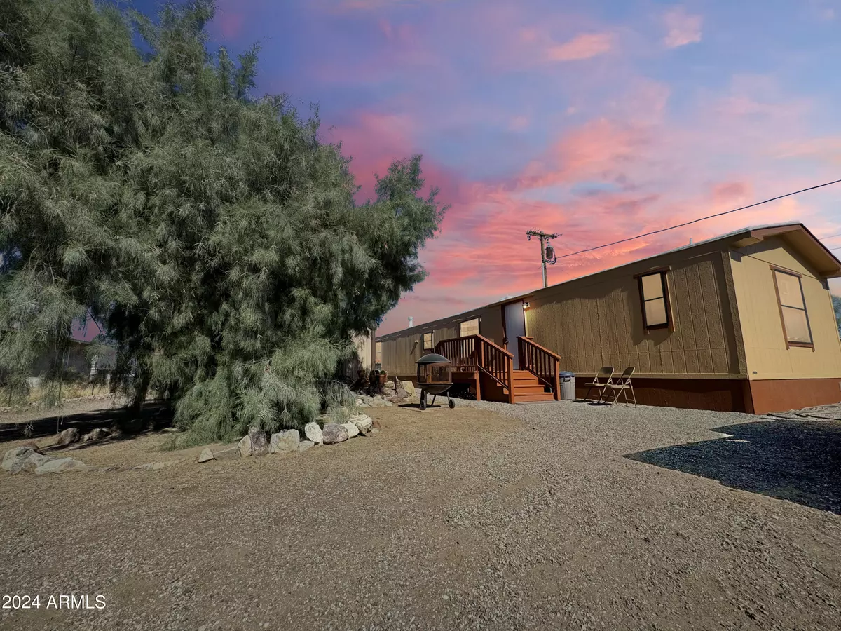 Bouse, AZ 85325,44144 MAIN Street #-