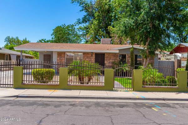 523 E 10TH Drive, Mesa, AZ 85204