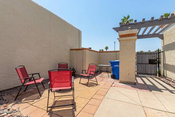 Glendale, AZ 85308,4760 W ESCUDA Drive