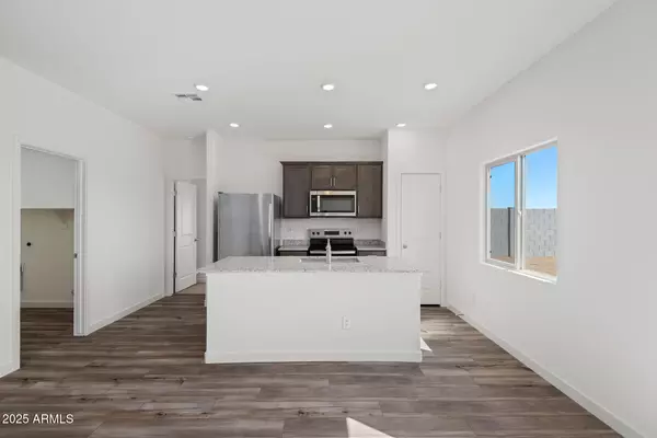 Casa Grande, AZ 85122,610 W PINTAIL Drive
