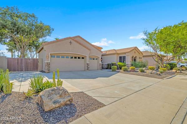 Chandler, AZ 85249,6604 S KIMBERLEE Way