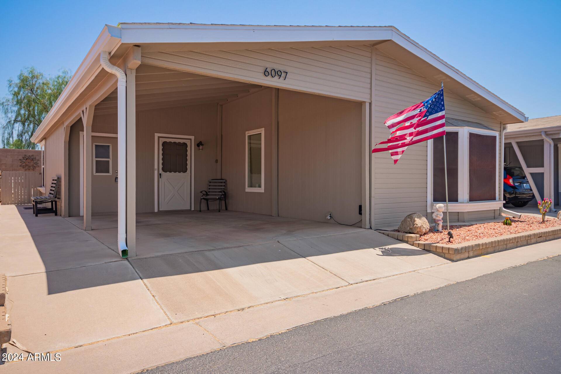 Chandler, AZ 85249,6097 S OAKMONT Drive