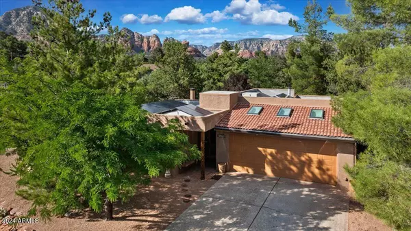 Sedona, AZ 86336,2296 ROADRUNNER Road