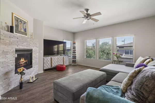 Scottsdale, AZ 85255,20121 N 76TH Street N #2051
