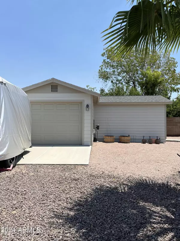 Apache Junction, AZ 85120,1936 W RAY Lane