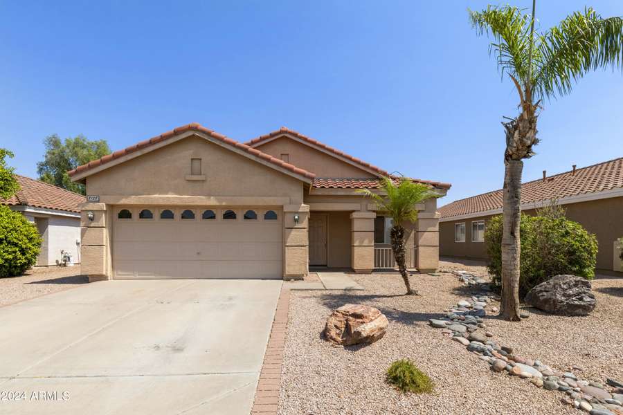 8128 E Olla Avenue, Mesa, AZ 85212