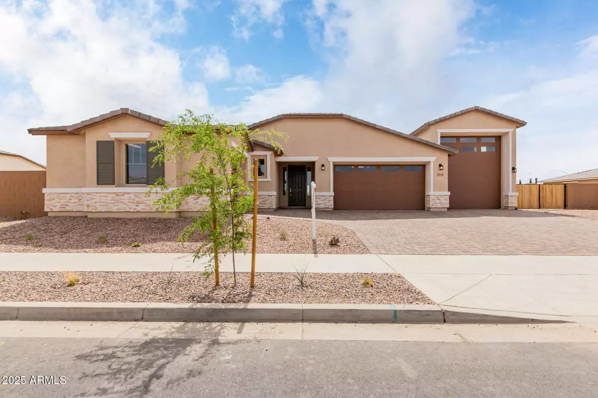 Queen Creek, AZ 85142,19655 E ESTRELLA Road